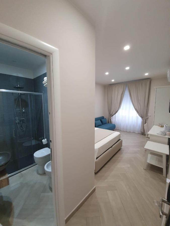 Dimora Costantino Bed and Breakfast Napels Buitenkant foto