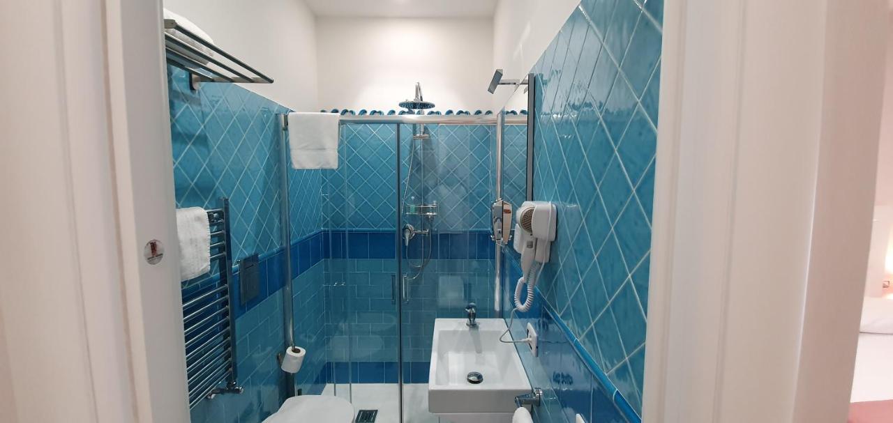 Dimora Costantino Bed and Breakfast Napels Buitenkant foto