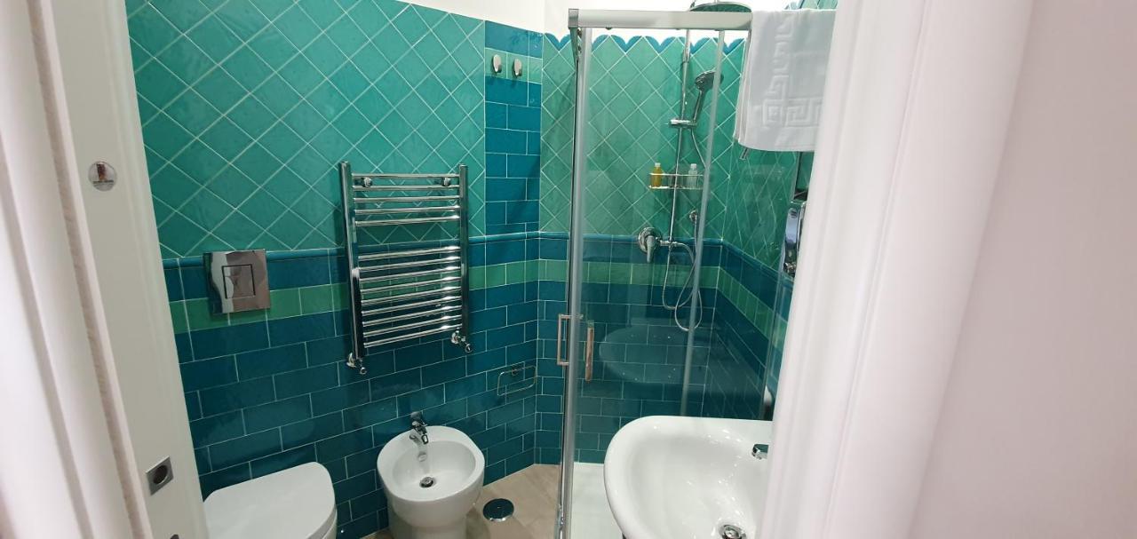 Dimora Costantino Bed and Breakfast Napels Buitenkant foto