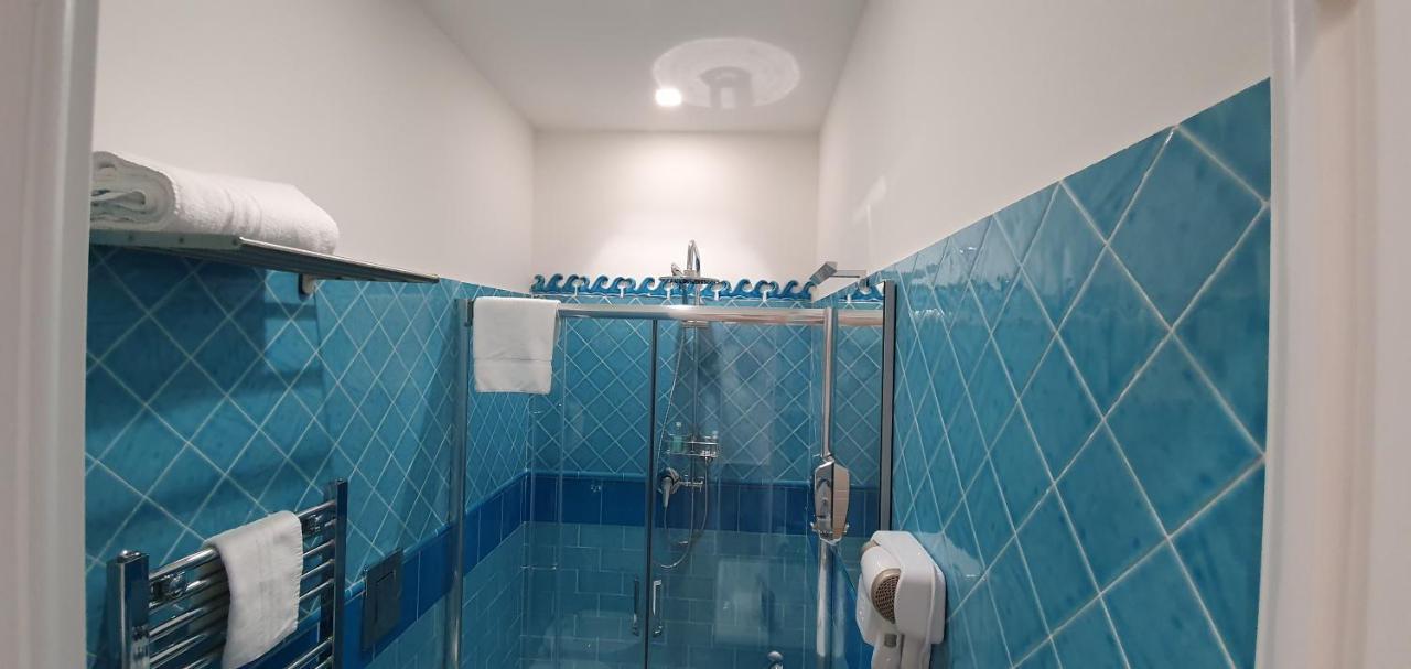 Dimora Costantino Bed and Breakfast Napels Buitenkant foto